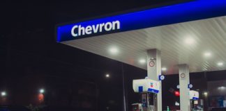 Shell vs Chevron: Who Has the Better Gas?